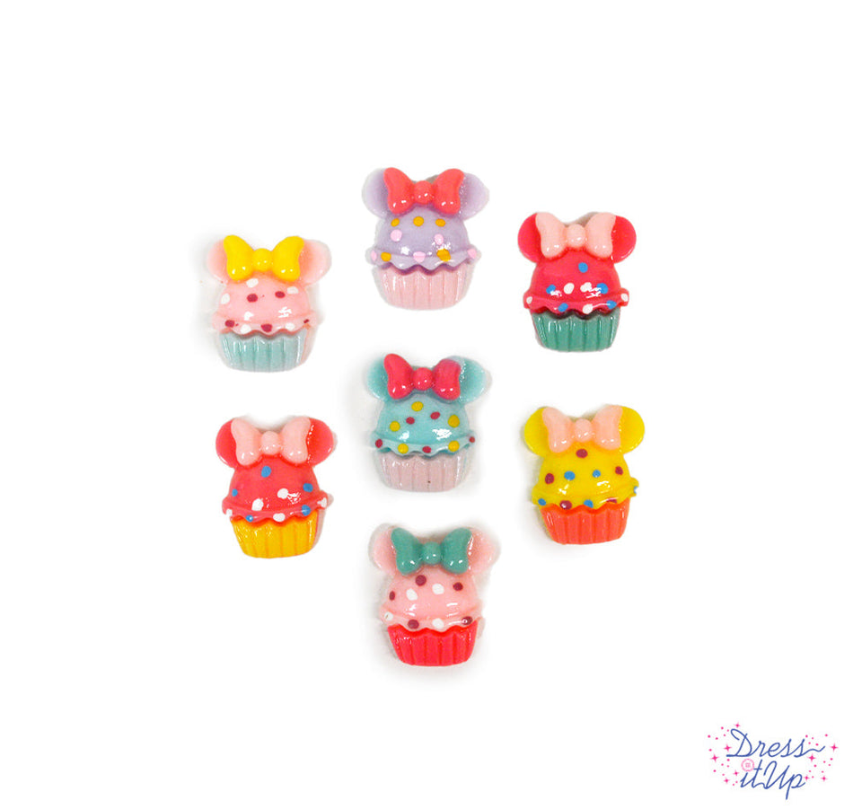 Dress It Up Buttons - Minnie Cupcakes