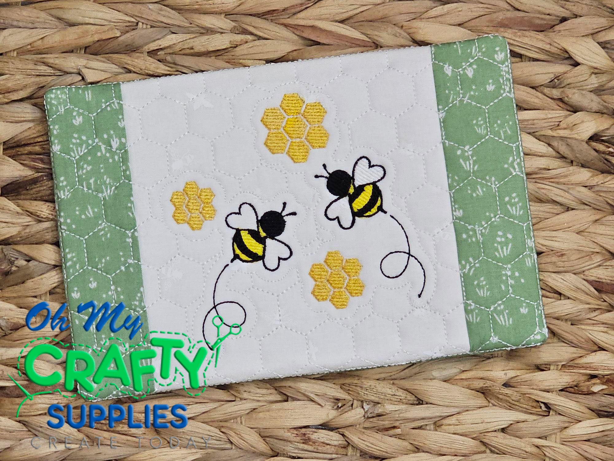 Honey Bee Mug Rug Embroidery Design (REV)